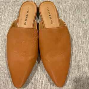 Women's Pointed Leather Mules